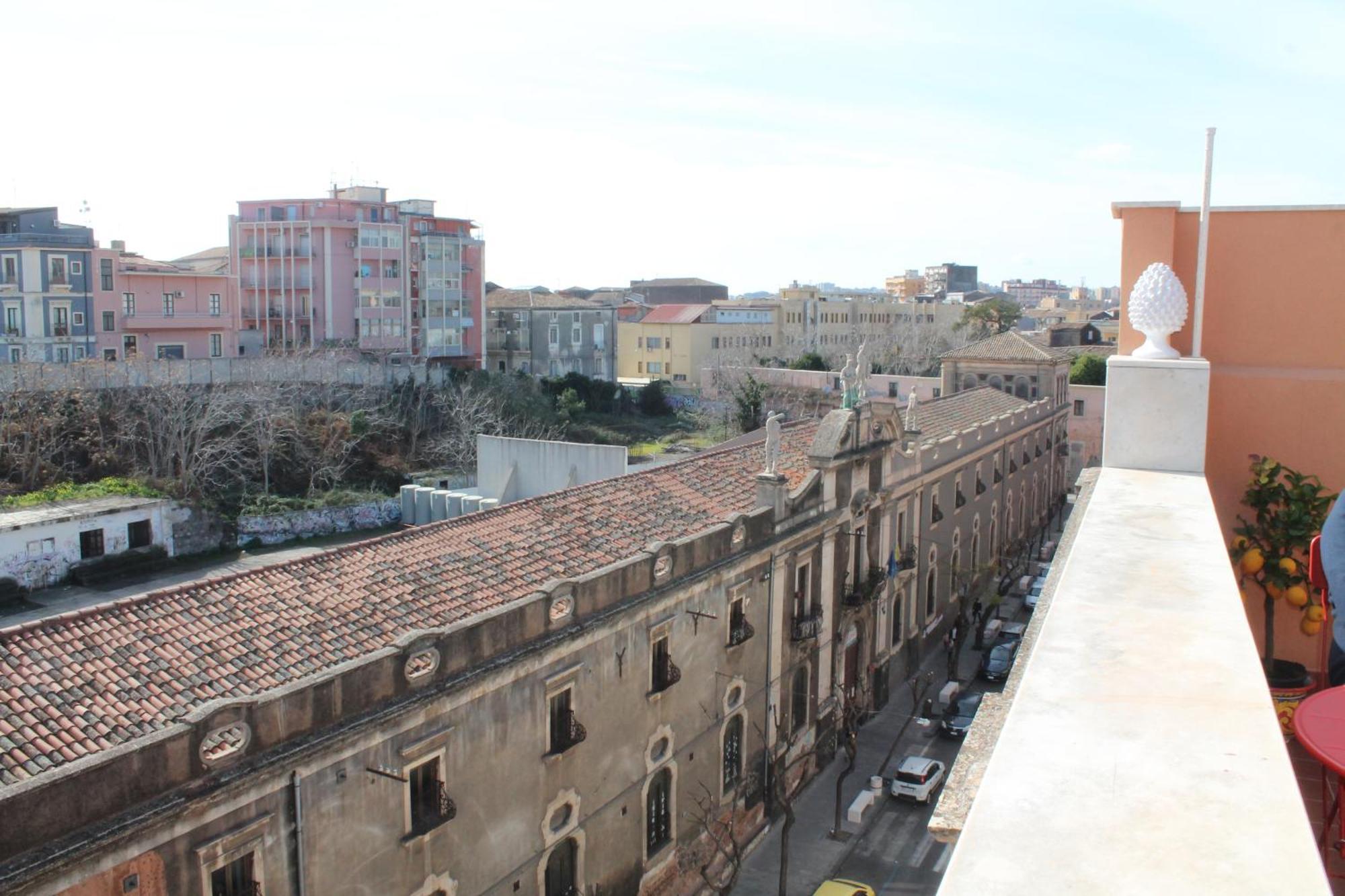 Ferienwohnung Donna Luisa-Catania Charming Exterior foto